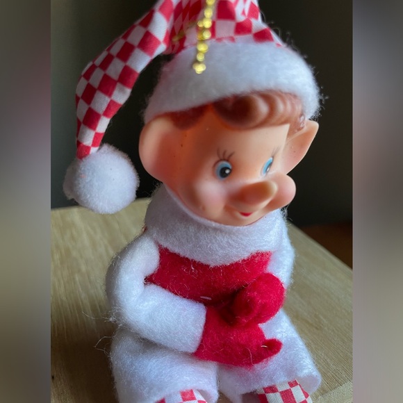 Elf Rubber Face Kneehugger Posable Boy Christmas Doll 8" - Picture 2 of 5